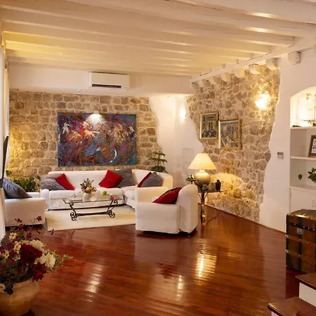 The Poets House Villa *